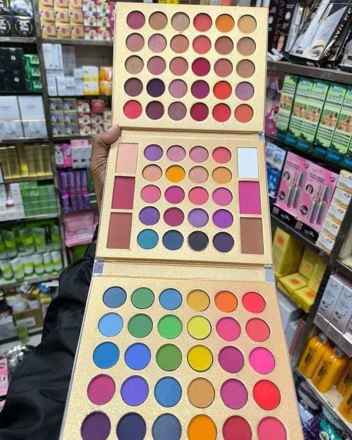 pretty all set eyeshadow palette - Image 1
