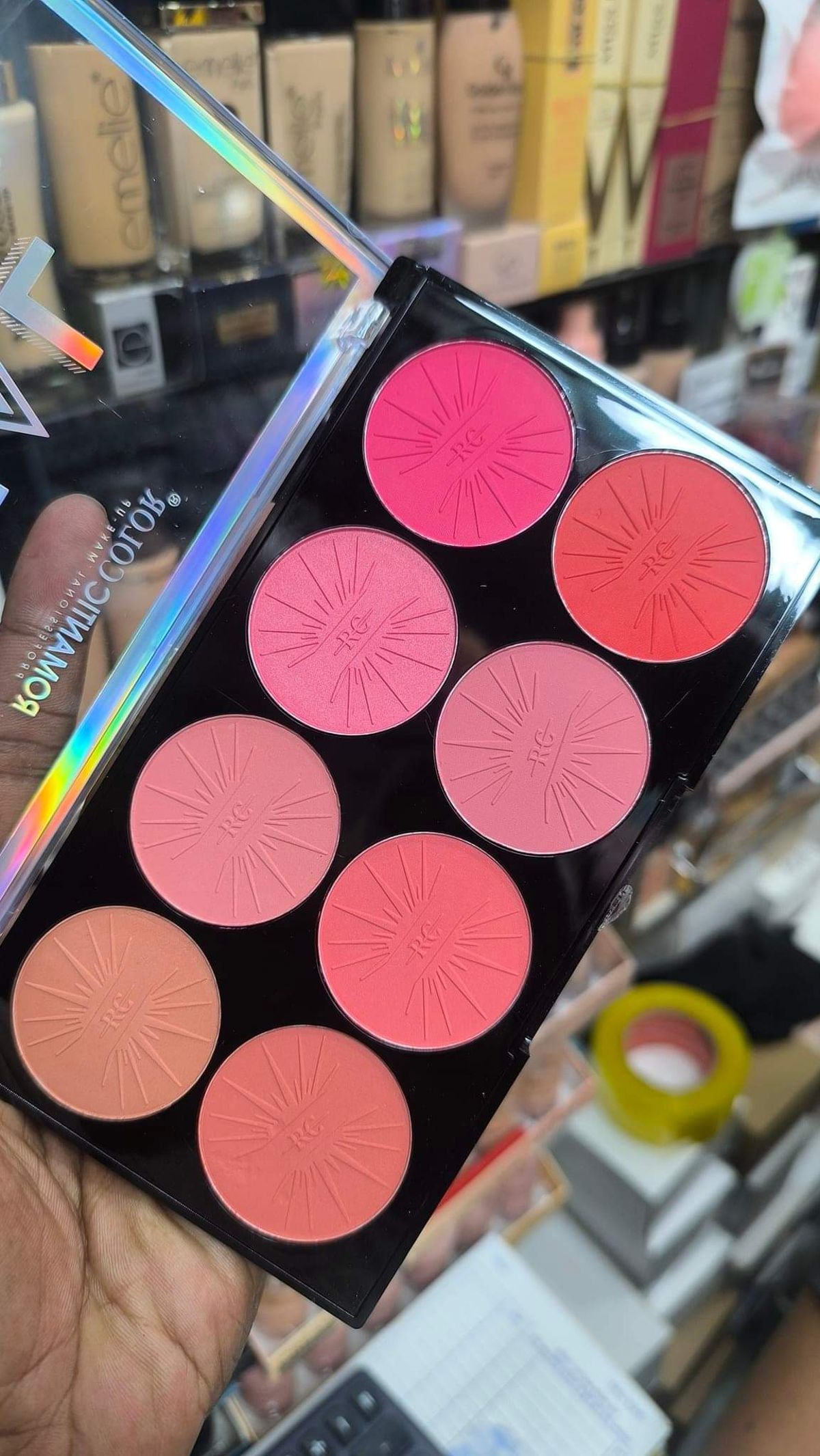 8 colour blush - Image 1