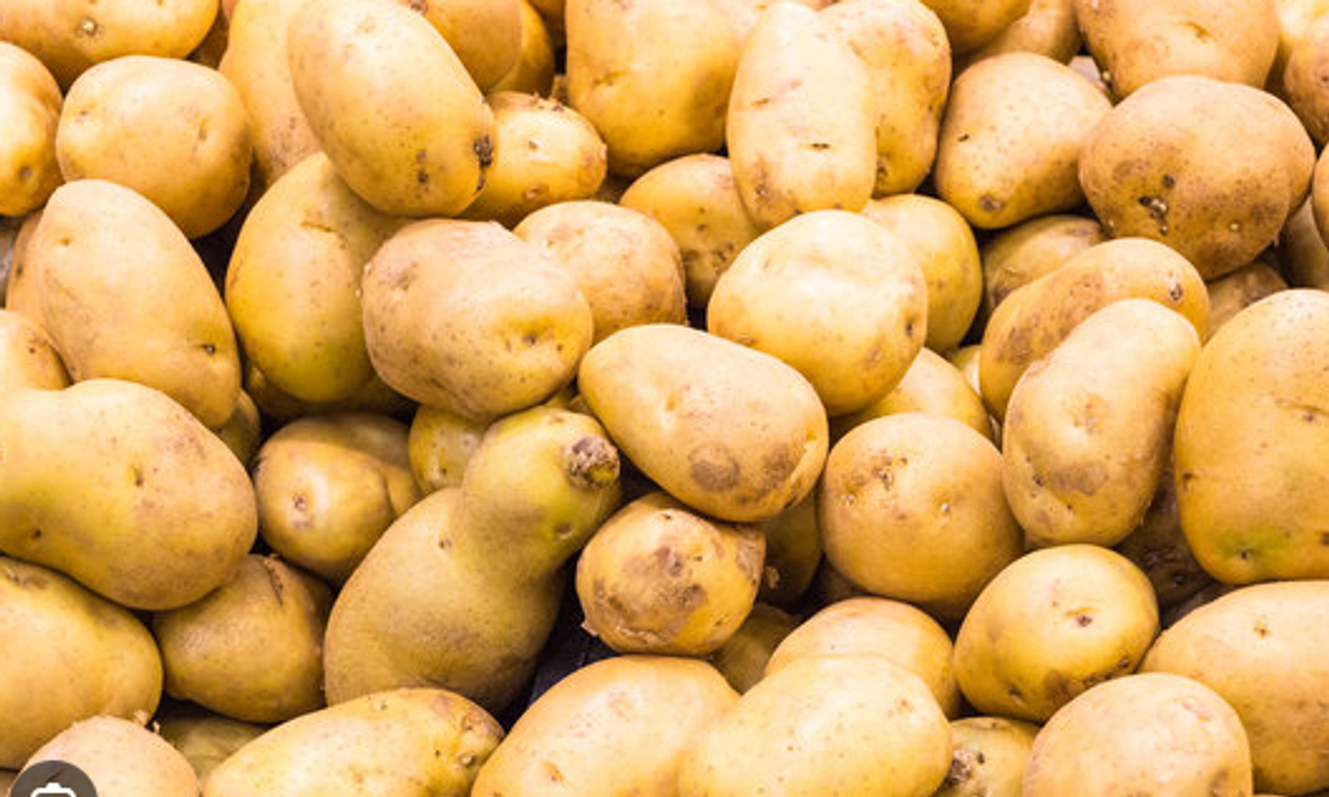 সাদা গোল আলু – Potato (পটেটো)/  ১ কেজি - Image 1