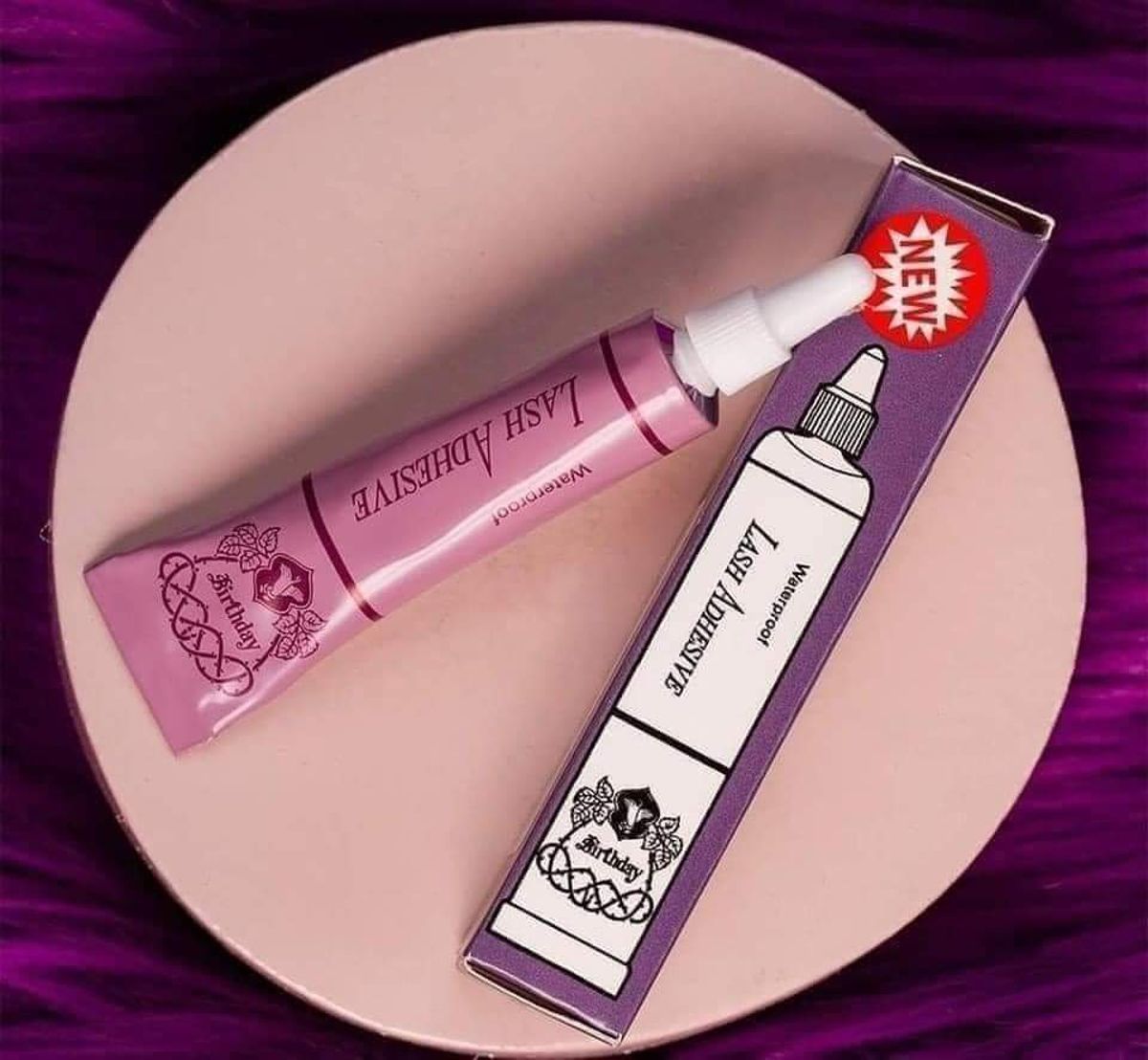 birthday lash glue - Image 1