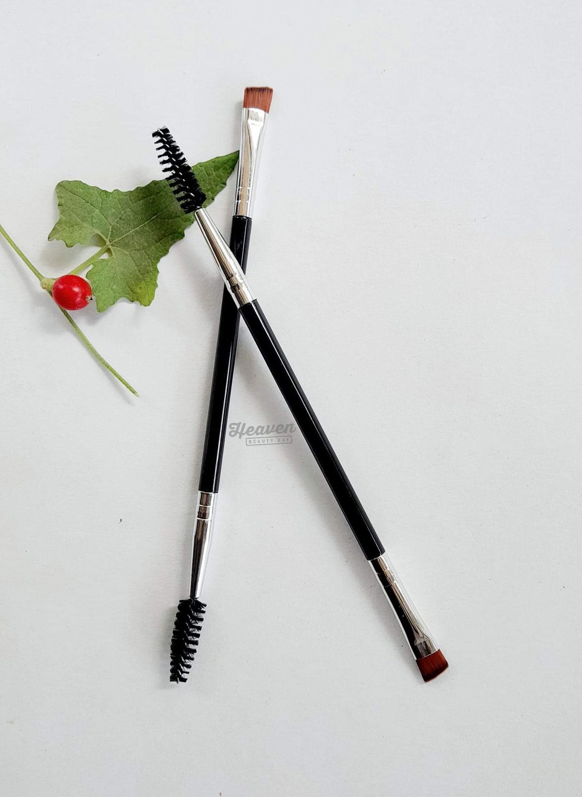 2 in 1 eye brush - Image 1
