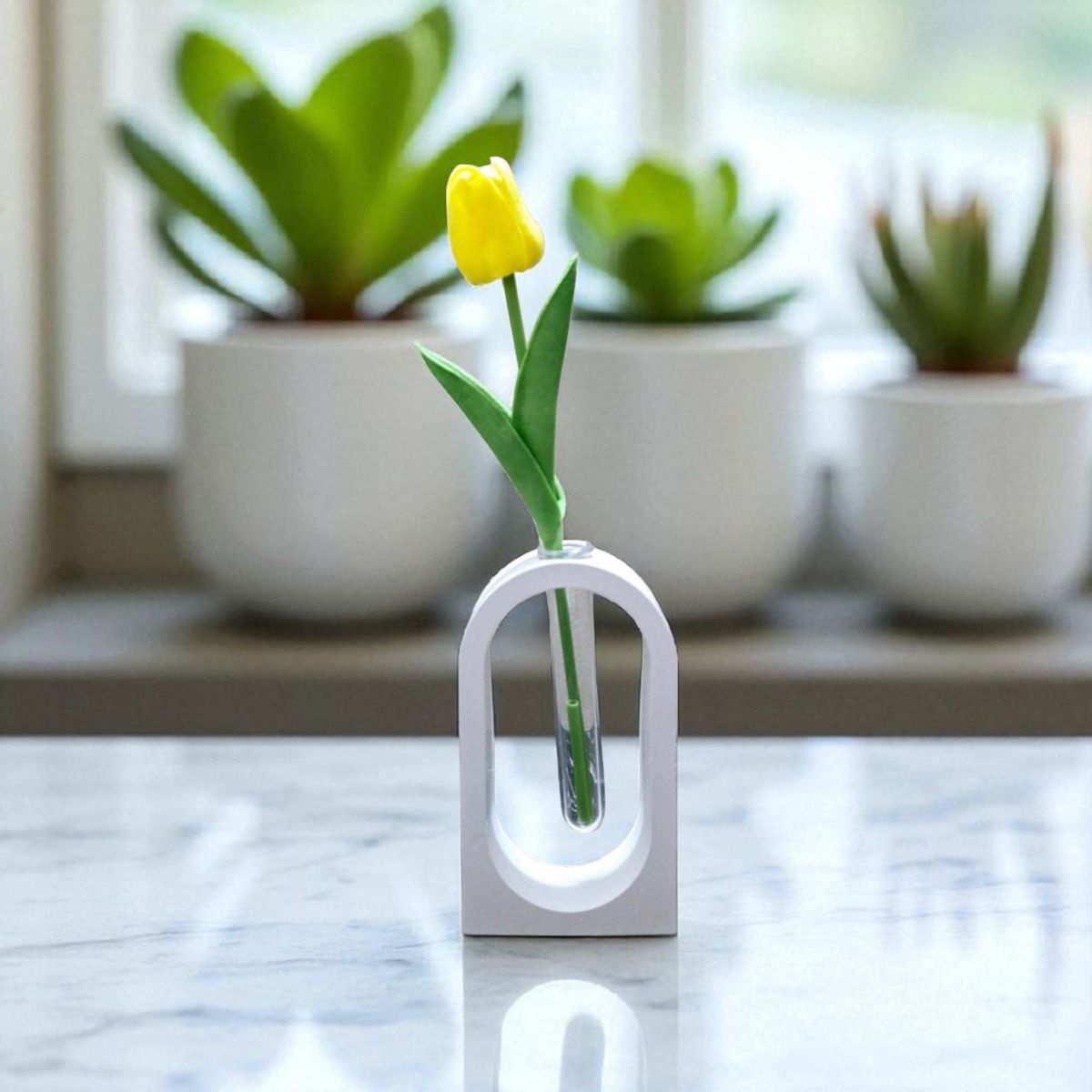 square shape flower vase+ tube + 1 piece tulip combo - Image 1
