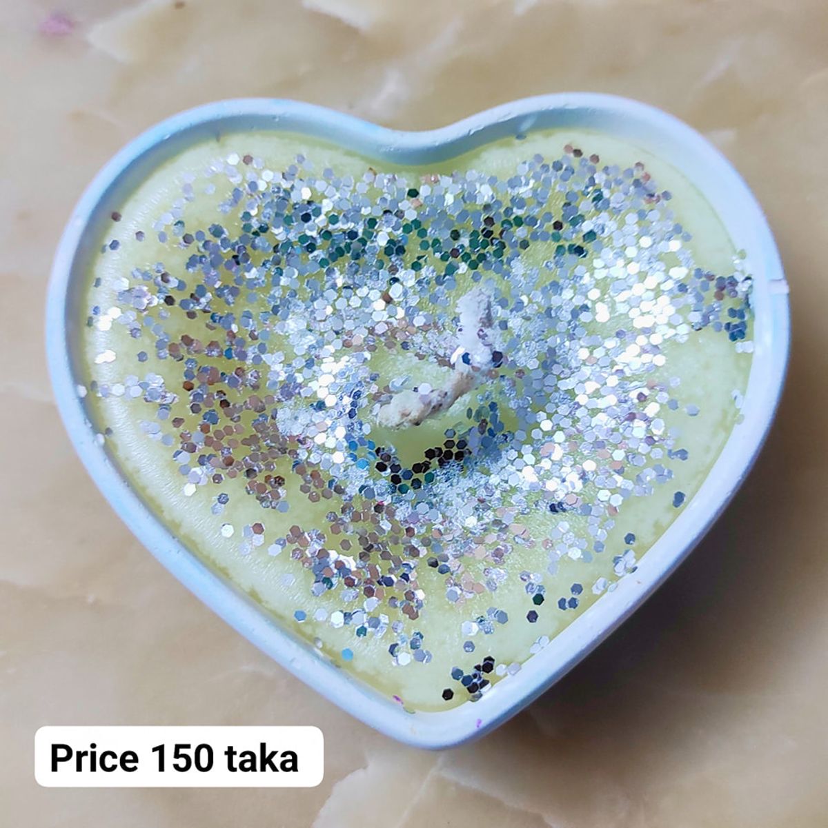 love shape sented candel - Image 1