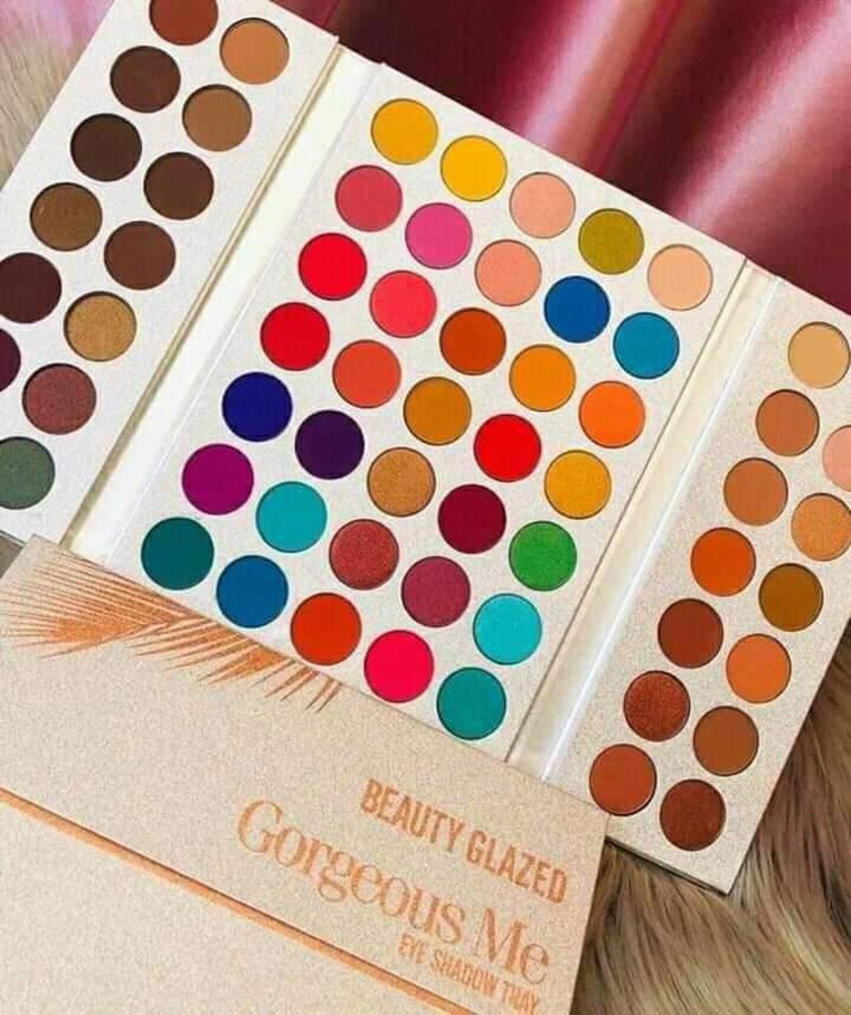 gorgeous me eyeshadow - Image 1