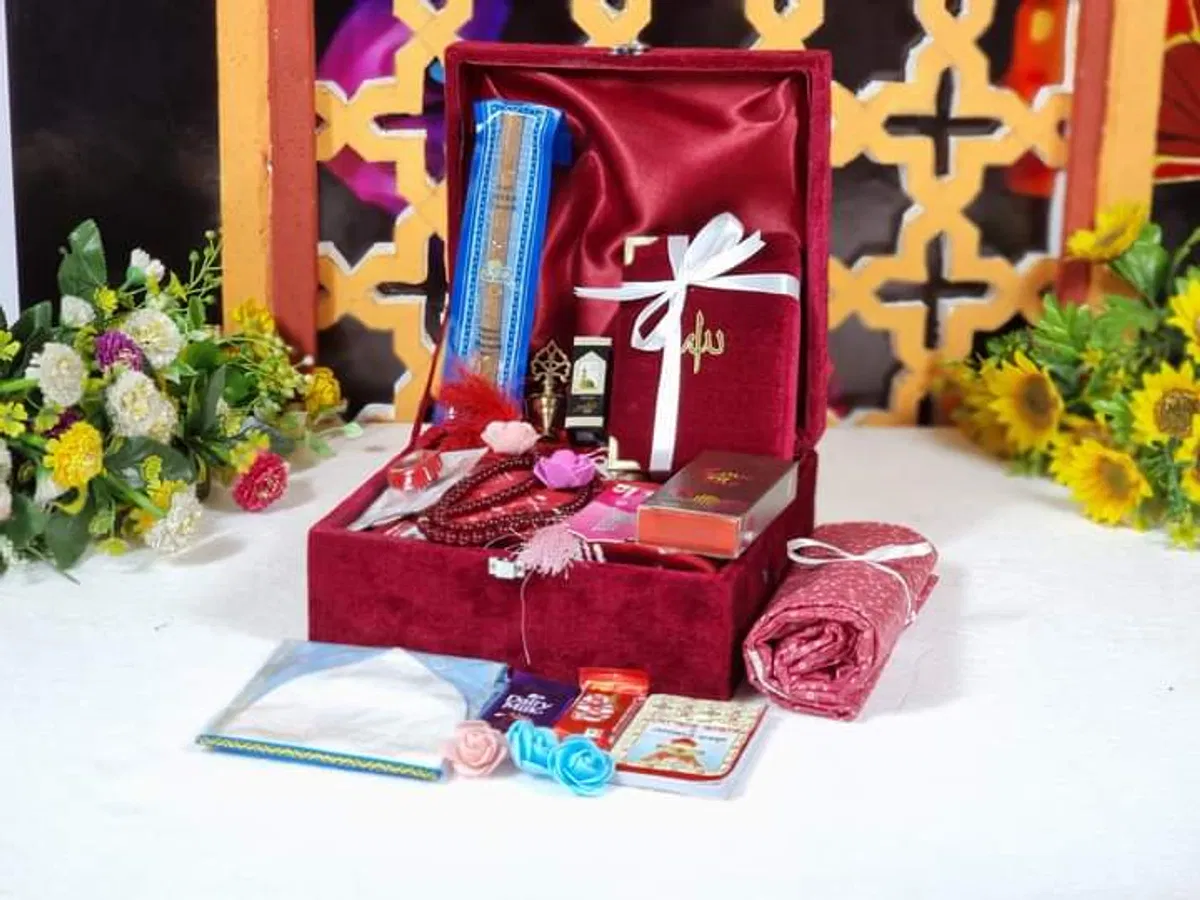 Luxury Quran Combo Package - Red ♥️ - Image 1