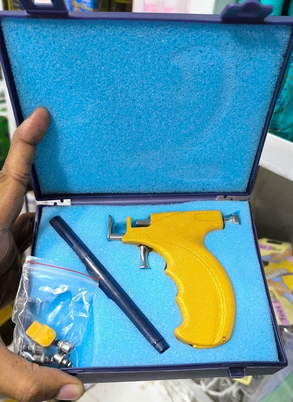 কান ও নাক ফোড়ানোর মেশিন - Image 1