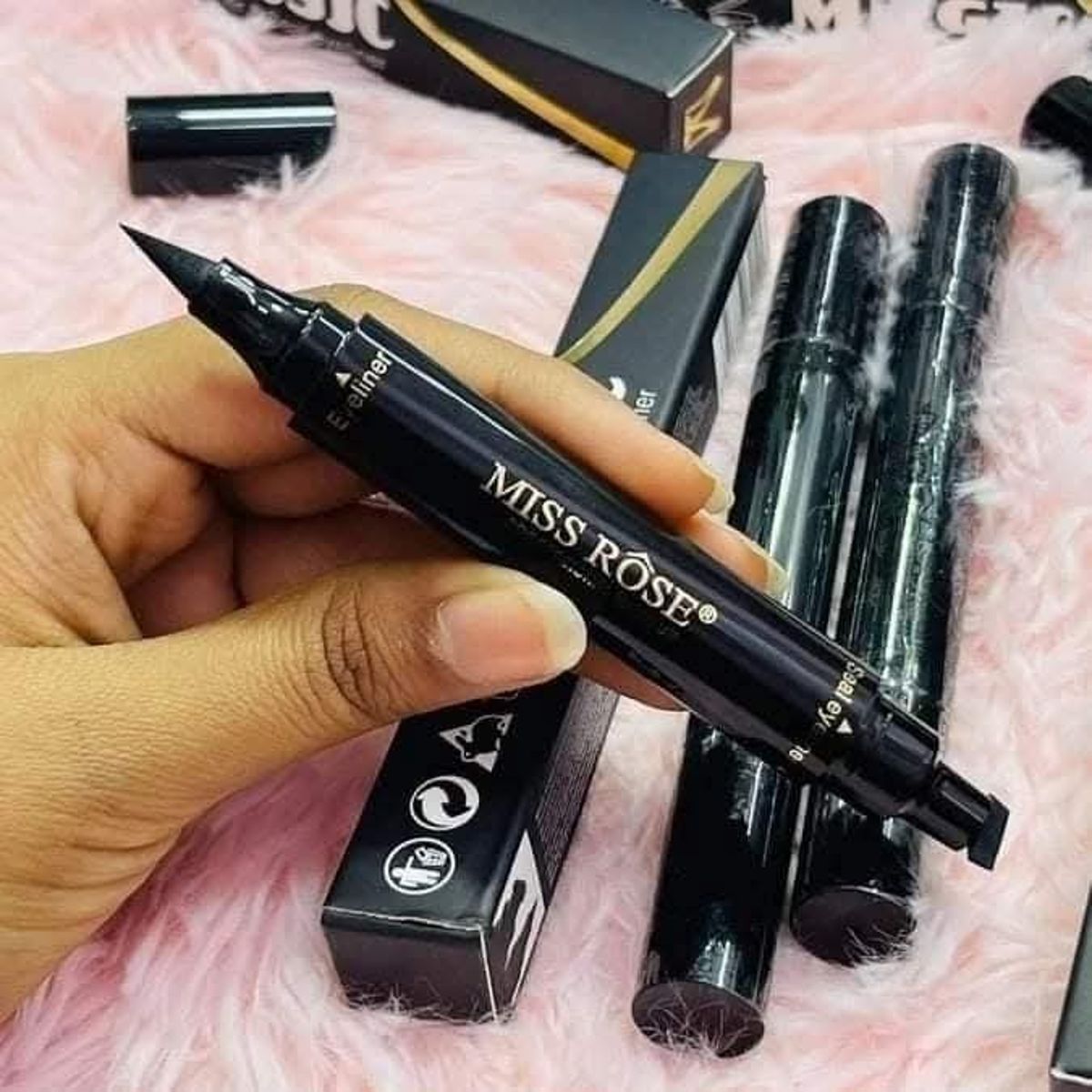 miss rose stamp eyeliner - Image 1