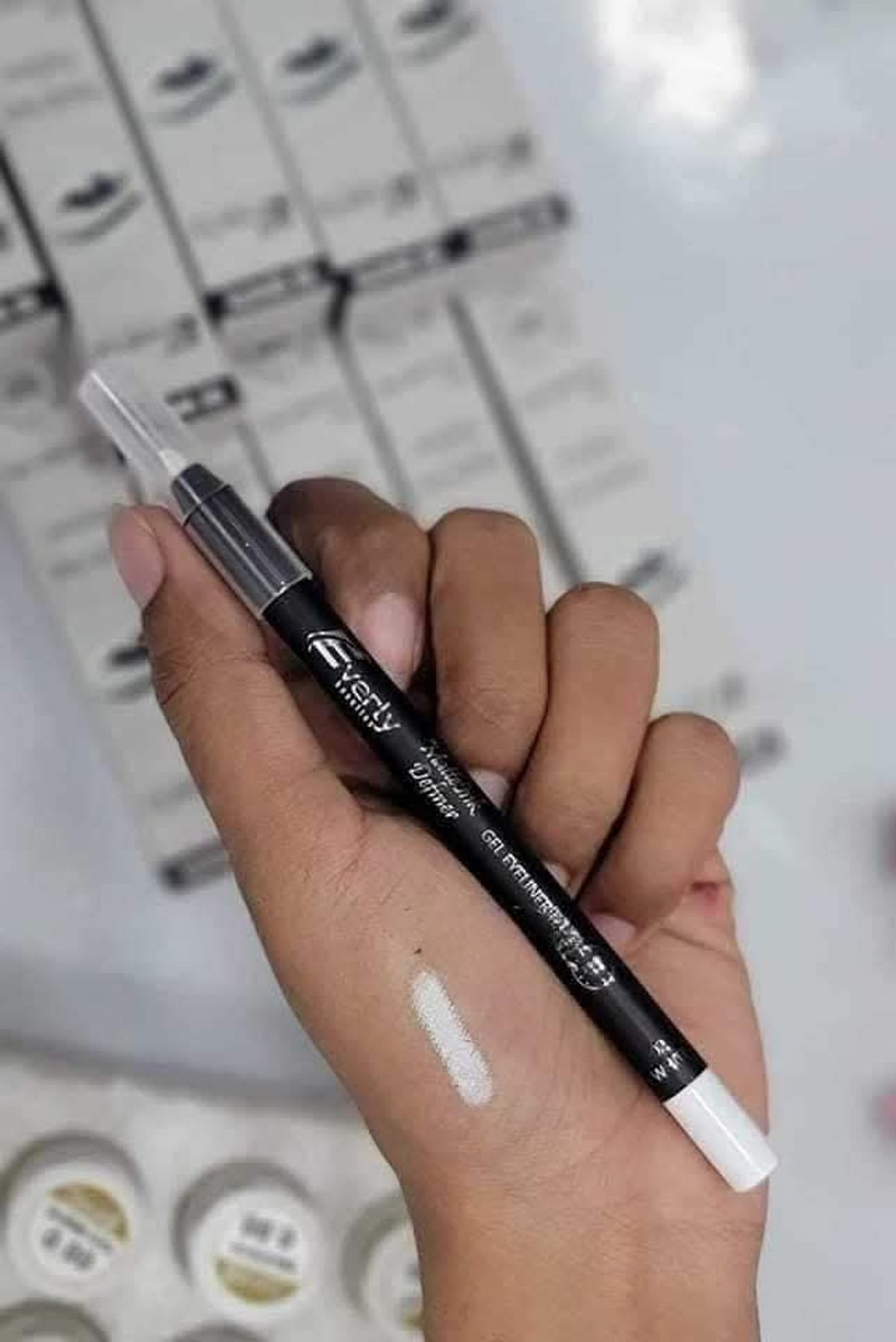 everly white kajal - Image 1