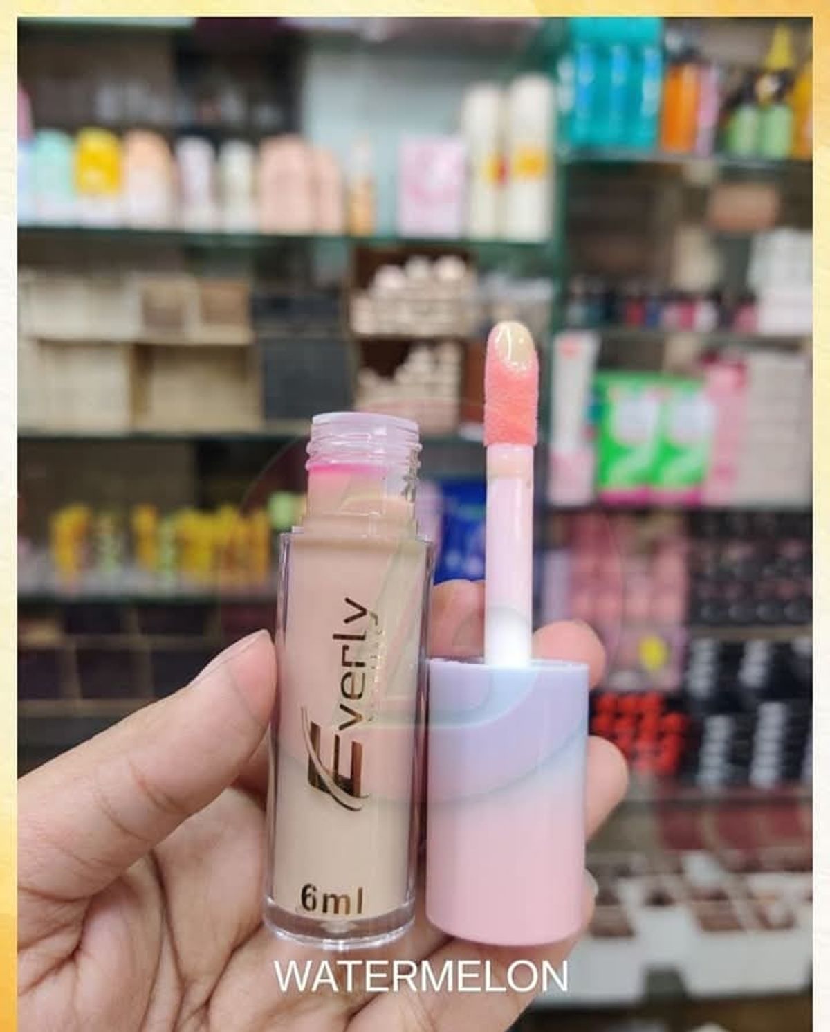 everly tint bloom colour changing lip oil 𝐖𝐚𝐭𝐞𝐫𝐦𝐞𝐥𝐨𝐧 - Image 1