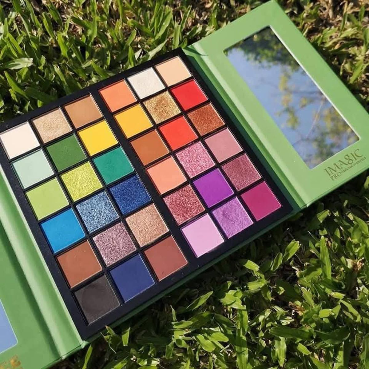 Imagic chalice 36 colour eyeshadow palette - Image 1