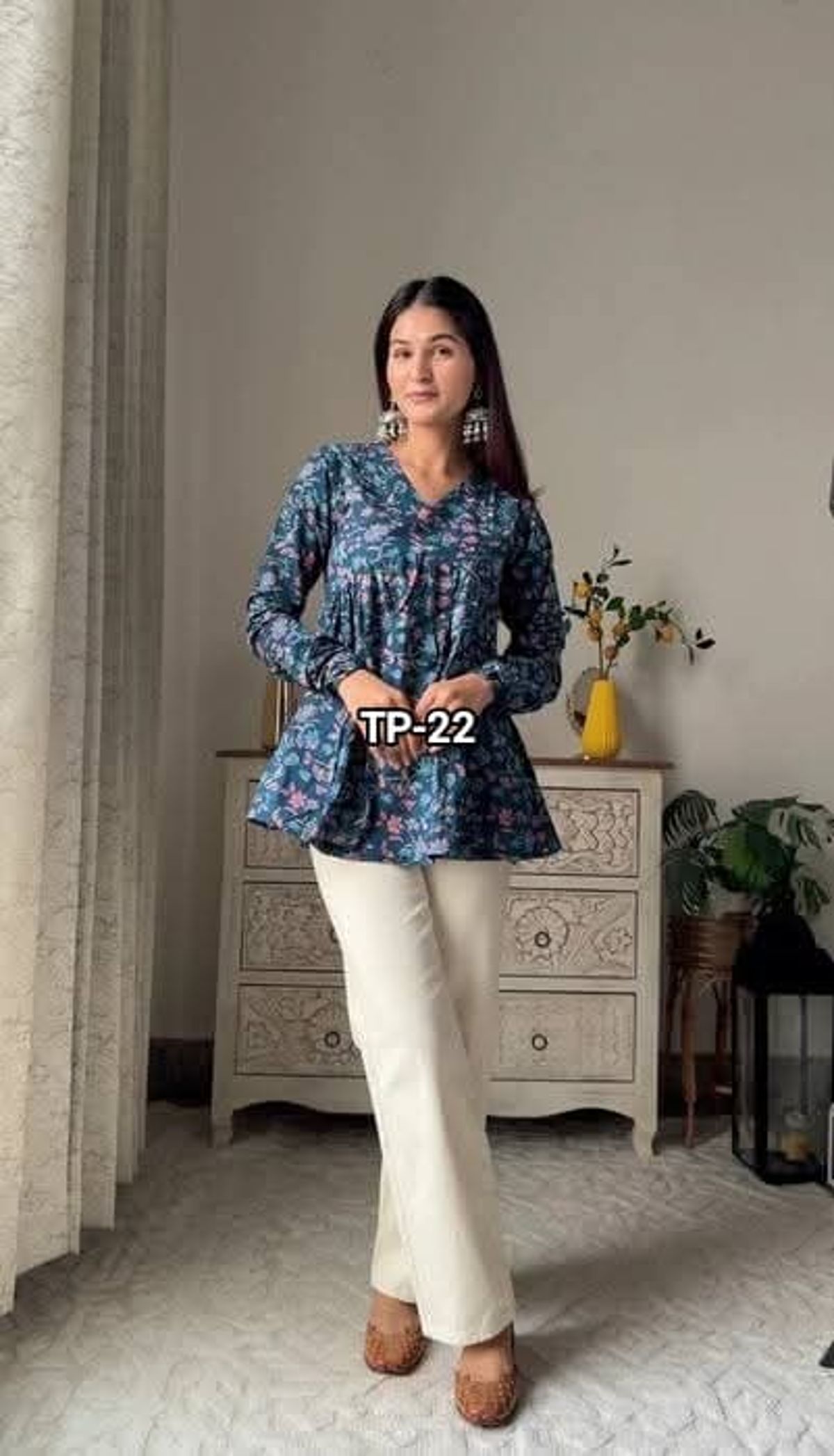 NEW YEAR VIBE TOP - Image 1