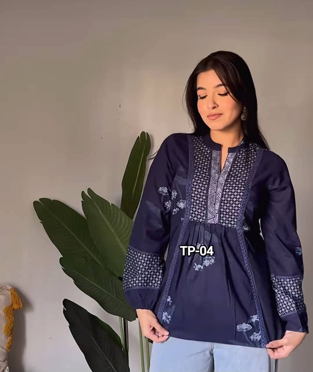 NEW YEAR VIBE TOP - Image 1