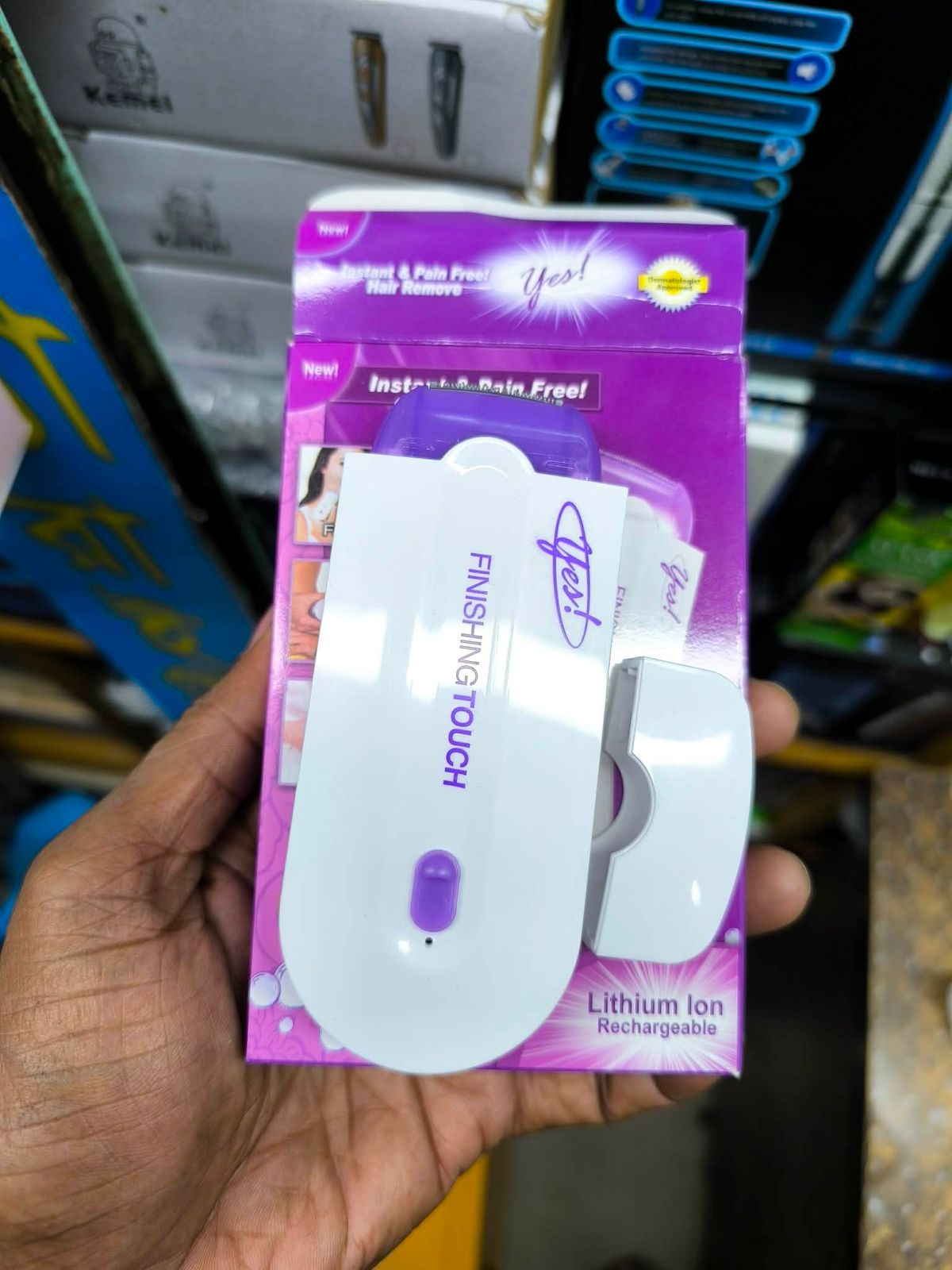 finishing touch hair removal trimmer - Image 1