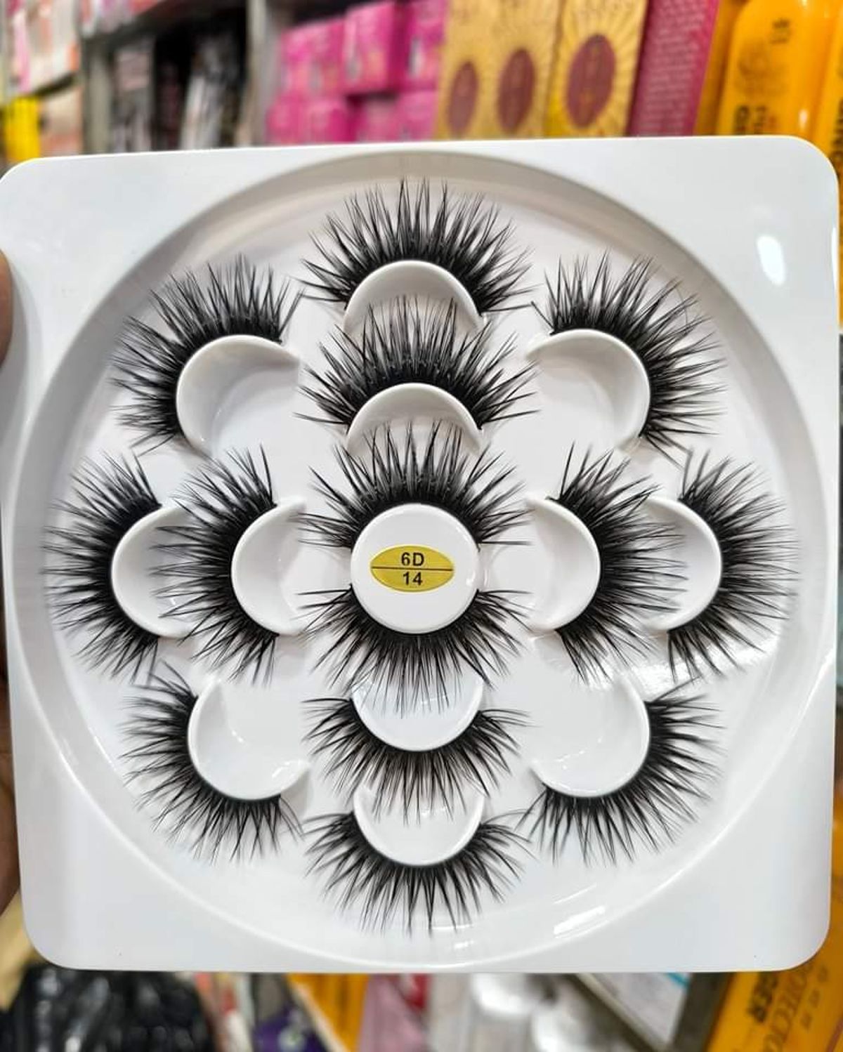 round eyelash - Image 1