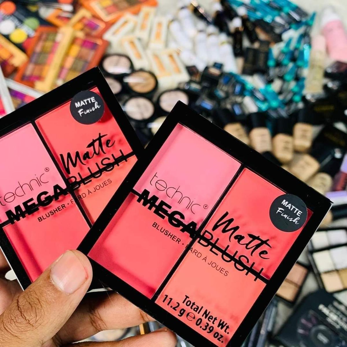 technic blush pallet - Image 1