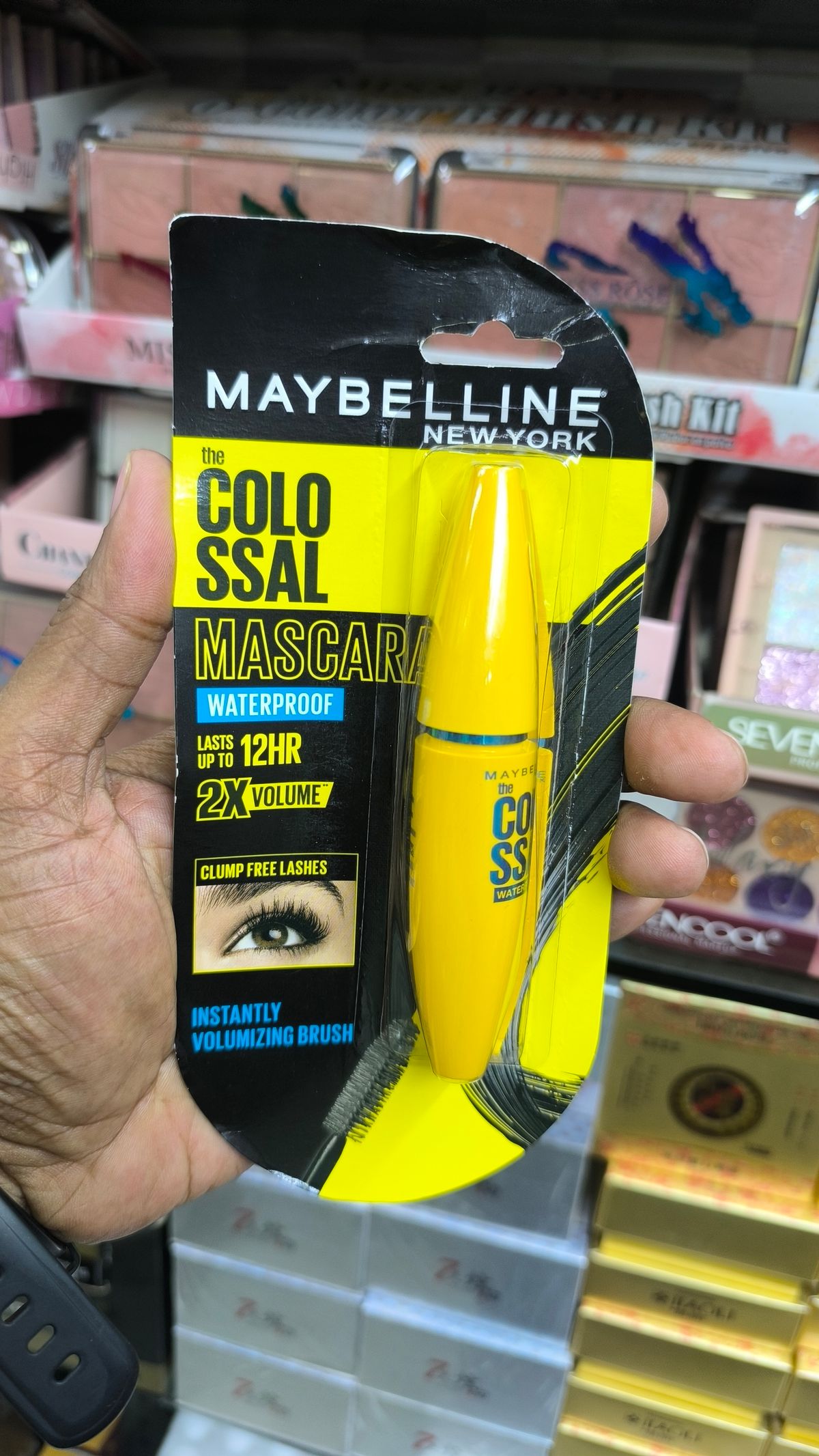Maybelline colossal maskara - Image 1