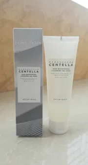 SKIN1004 Madagascar Centella Tone Brightening Cleansing Gel Foam 🌿_img_1