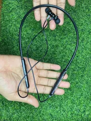 UiiSii R-05 Wireless Neckband Earphones_img_1