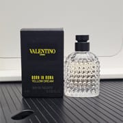 Valentino Uomo Born In Roma Yellow Dream Eau De Toilette Mini 4ml (For Him)_img_1