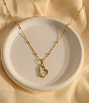 Love Shape Neckpiece_img_0