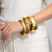 Luxury Geometric Acrylic Faceted Bracelet for Women – Glossy Silver Statement Bangle | Trendy Ins Style Jewelry_img_8