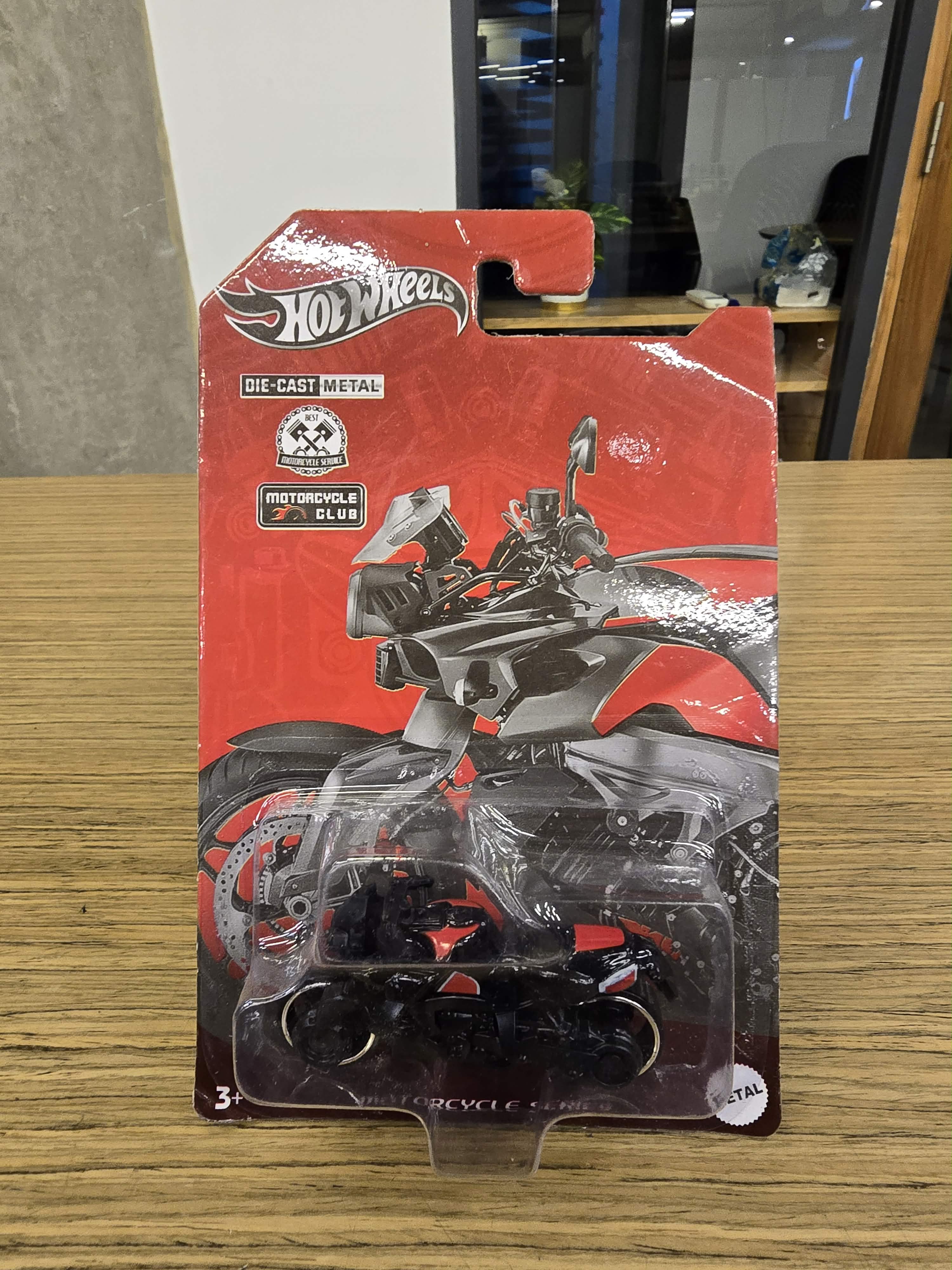 Hot Wheels Die-Cast Metal Motorcycle – Premium Mini Bike for Kids & Collectors_img_0