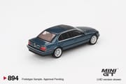 MiniGT - BMW 750IL Sorrento Blue Metallic_img_1