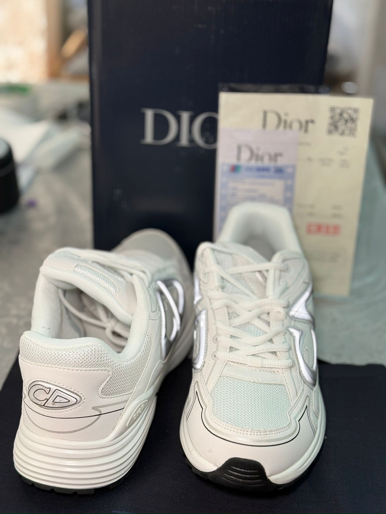 Dior Premium White Sneakers_img_3
