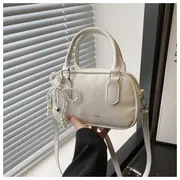 Hendhild bag with charms 🎀_img_3