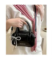 Hendhild bag with charms 🎀_img_7