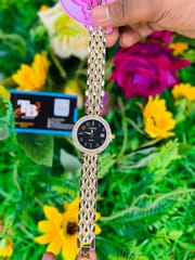Stylish Ladies Black & Gold Watch – Premium Elegant Design_img_1