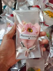 Mini Flower Bouquet For Your Loved One_img_3