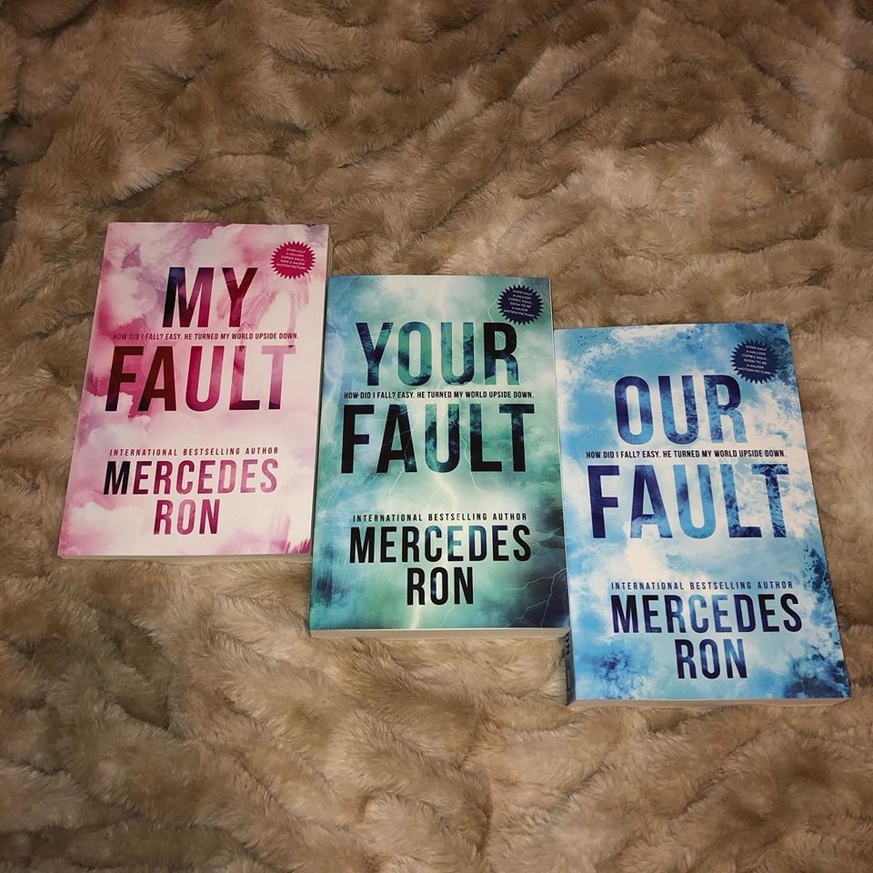 Culpable book series By by Mercedes Ron_img_0