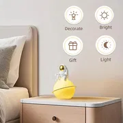 Astronaut-themed LED night light with 3D moon design - Battery Operated_img_5