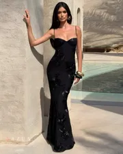 Floral Embroidered Party Gown_img_0