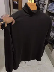 Classic Black Turtleneck Sweater_img_3