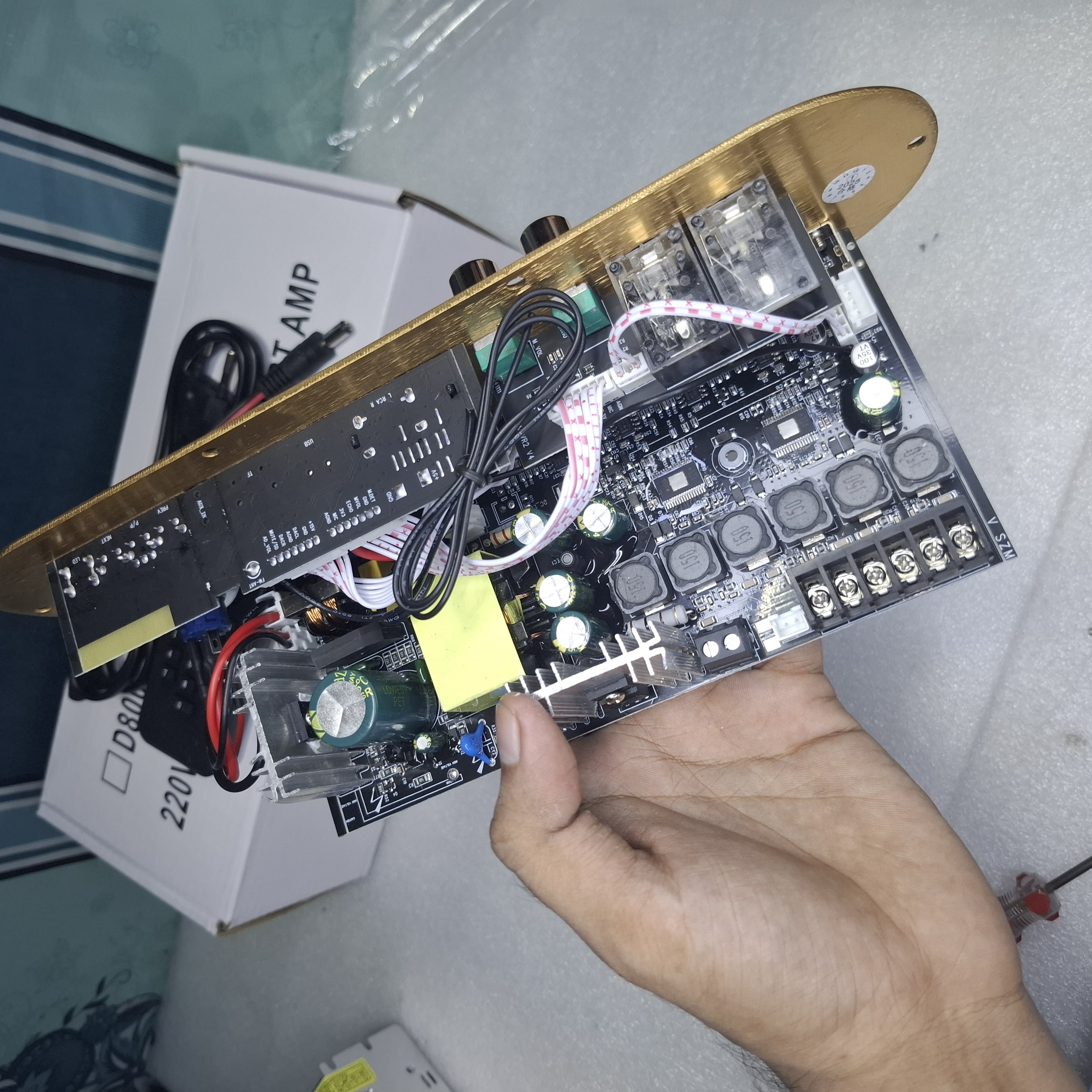 D900 AC / DC 2.1 Amplifier 2x50W+100W_img_3