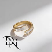 Emerald Open Ring for Women & Men | Minimalist Geometric Adjustable Alloy Ring | European & American Trend Jewelry Spring 2025_img_10