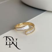 Emerald Open Ring for Women & Men | Minimalist Geometric Adjustable Alloy Ring | European & American Trend Jewelry Spring 2025_img_11