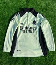 Real Madrid, Liverpool, Training kit Sweat-shirt...  Available now... ✅🖤_img_0