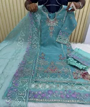Pakistani Inspired Aganoor Three pieces_img_3
