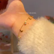 Minimal moon charm bracelet_img_0