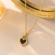 WHITE AND BLACK SHELL PENDANT_img_0