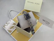 MK Quartz Watch_img_1