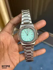 Patek Philippe Nautilus Tiffany (Sweep Movement)_img_0