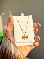 Bow/pookie neckpiece_img_1