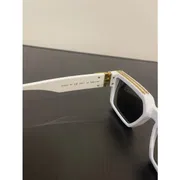 141_LV Louis vuitton Premium Stylish Sunglass_img_3