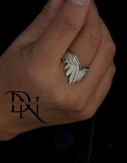 New Silver Wings Ring for Ladies – Elegant Angel Design_img_0
