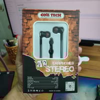 OneTech V2 Wired Earphone With Mic HD Sound Soft Silicon Cable_img_1