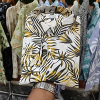 Trendy floral print shirt_img_2